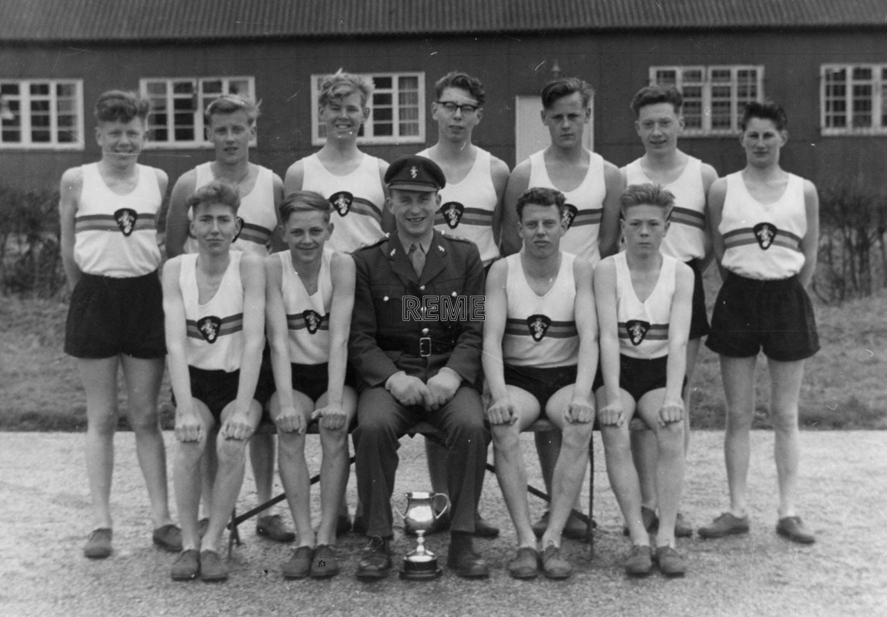 Junior Leaders’ Unit REME: Cross Country Team 1962