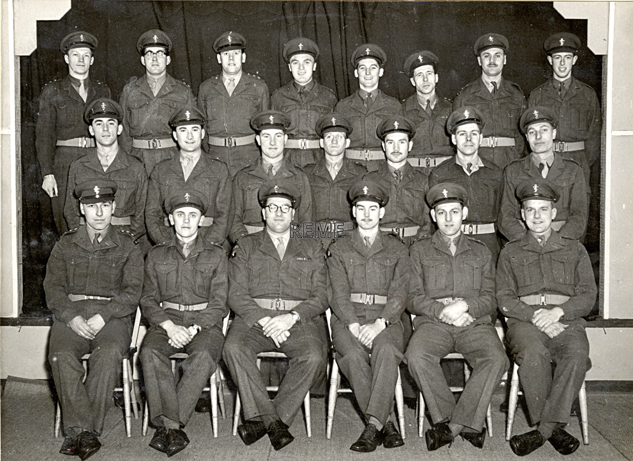 No 1 Regular Young Officers’ Refresher Course (Ex Civilian Works), 1955