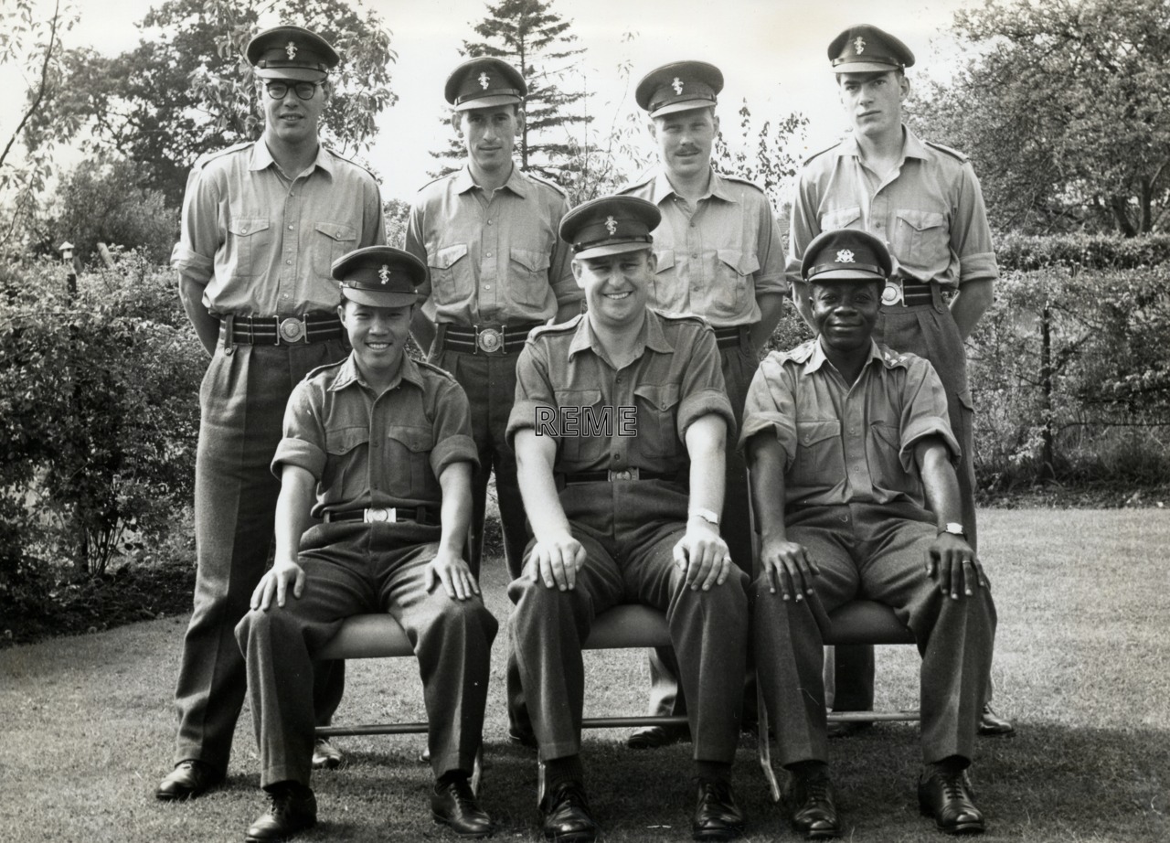 Group Photograph: No 1 Short Service Commissioned Officers’ Course, REME Officers’ School