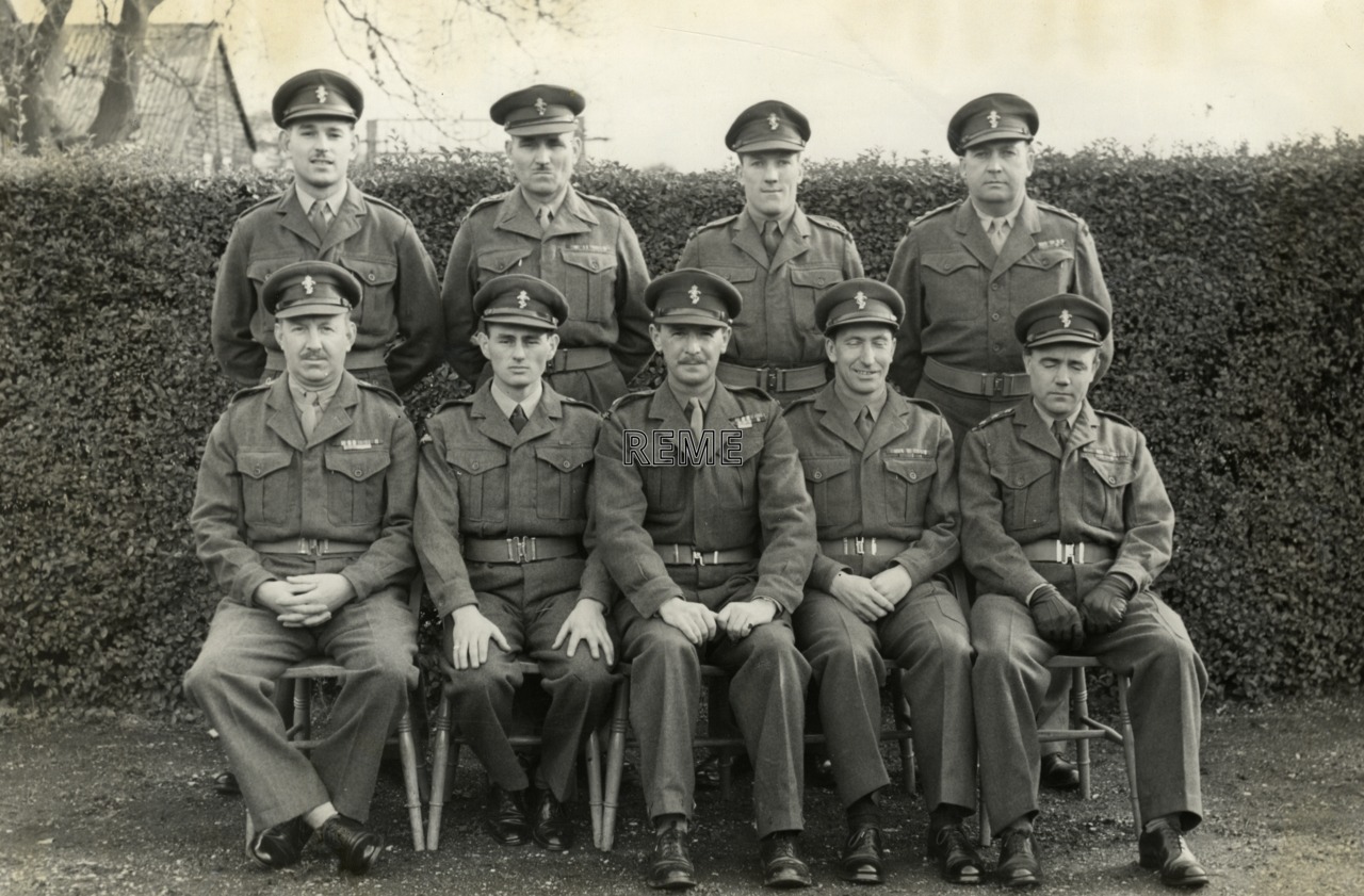 Group Photograph: No 1 Light Aid Detachment (LAD) Commander’s Course, REME Officers’ School