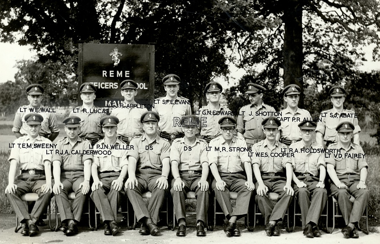 Group Photograph: No 4A Light Aid Detachment (LAD) Commanders’ Course, REME Officers’ School